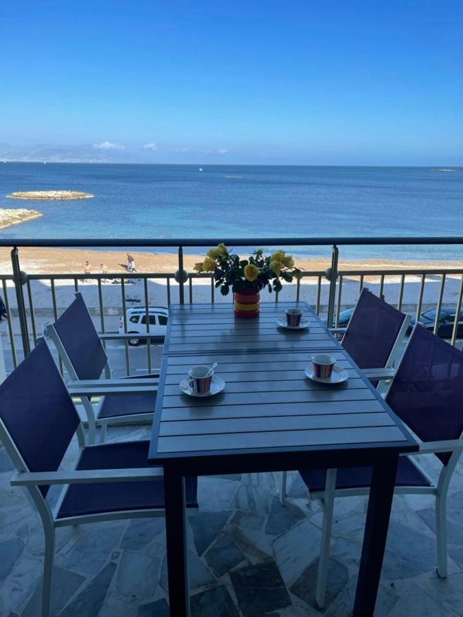Seafront One Bedroom Apartment With A Terrasse Swimming Pool And A Parking アンティーブ エクステリア 写真