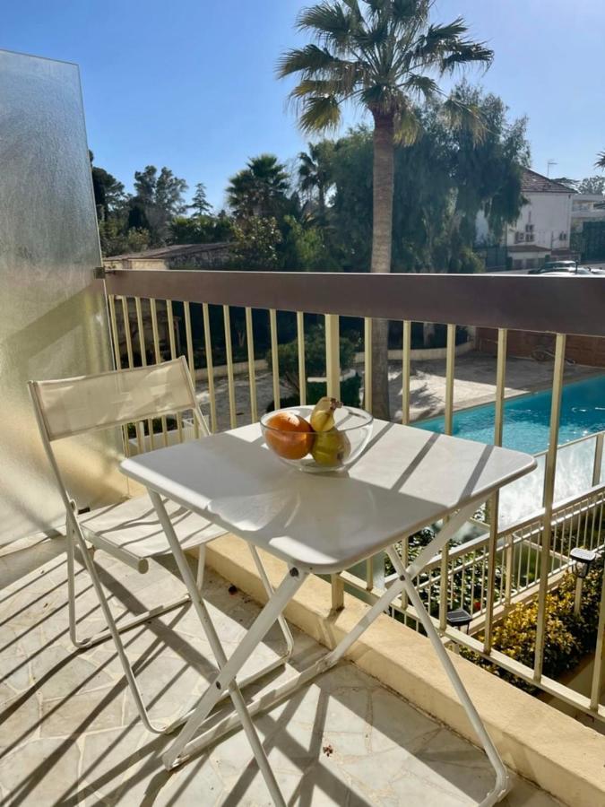 Seafront One Bedroom Apartment With A Terrasse Swimming Pool And A Parking アンティーブ エクステリア 写真